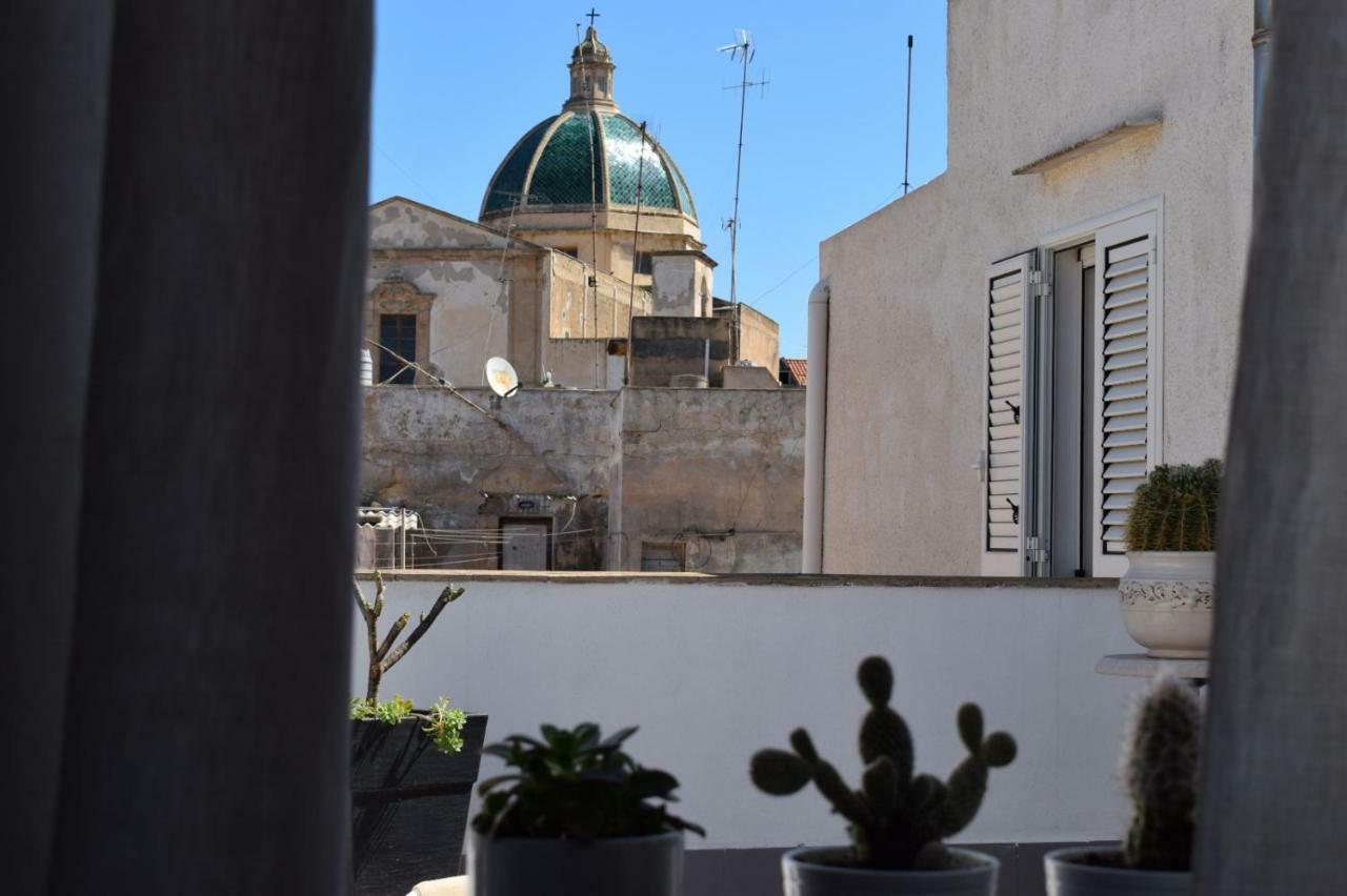 Loft 'Le Vie Del Centro' Hotel Marsala Exterior photo